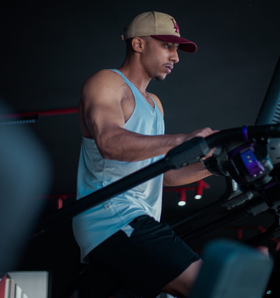 Strength Training vs Cardio: Which Workout Really Wins for Fat Loss and Health? 1 strength training vs cardio workout